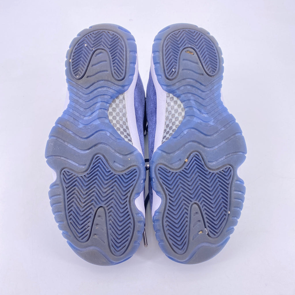 Air Jordan (W) 11 Retro "Midnight Navy" 2022 Used Size 8.5W