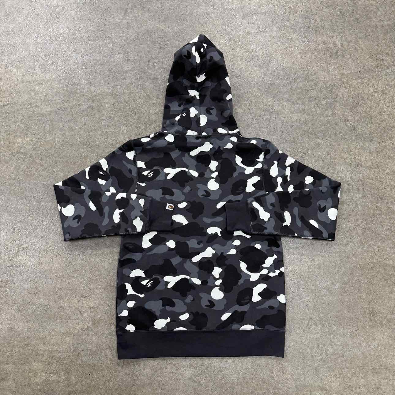 Bape Hoodie &quot;GLOW IN THE DARK&quot; Black New Size L