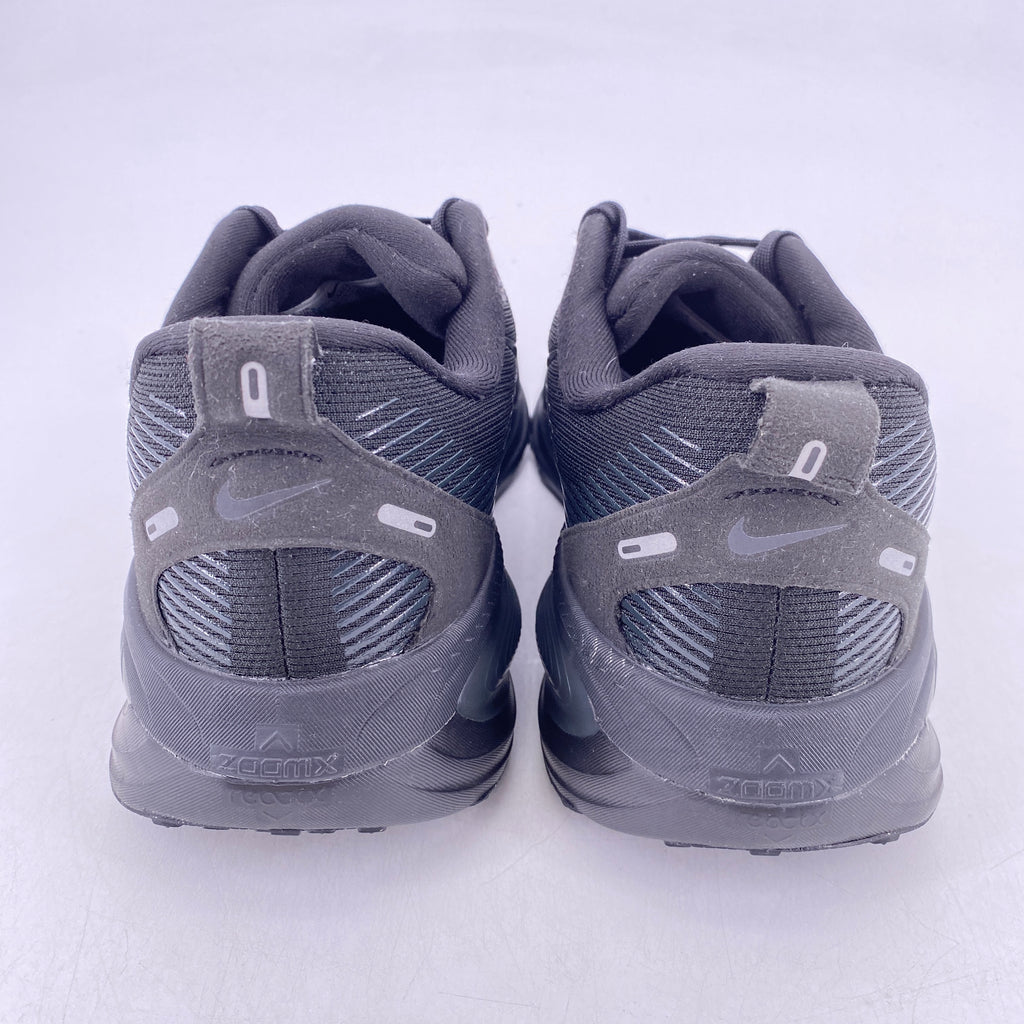 Nike Vomero 18 "Black Smoke Grey" 2025 Used Size 10.5