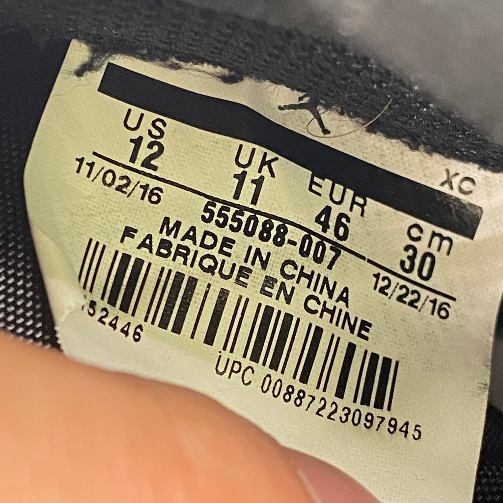 Air Jordan 1 Retro High OG "Royal" 2017 Used Size 12