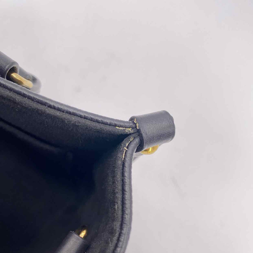 Louis Vuitton Shoulder Bag "ONTHEGO MM" Used Black