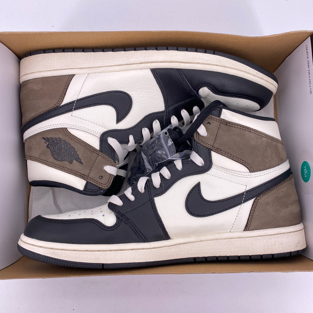 Air Jordan 1 Retro High OG "Mocha" 2020 Used Size 11.5