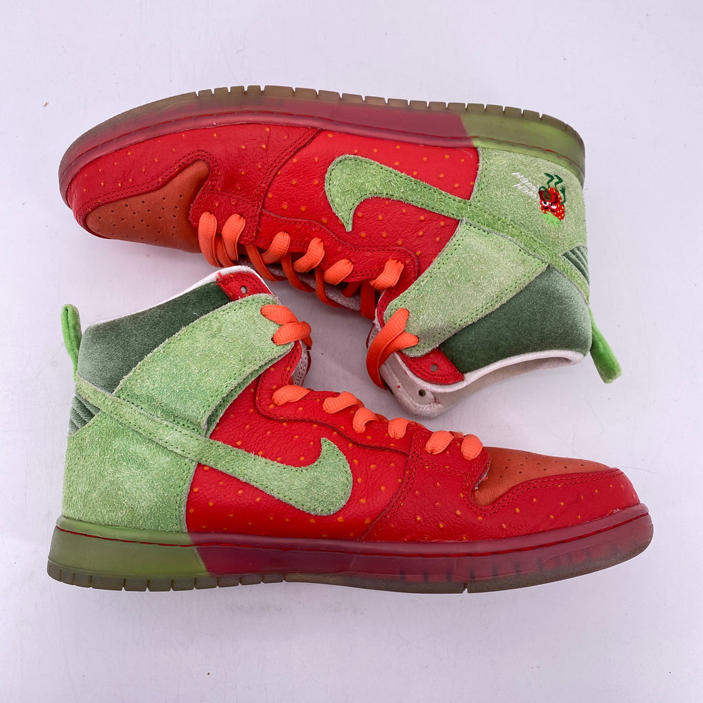 Nike SB Dunk High "Strawberry Cough" 2021 Used Size 10.5