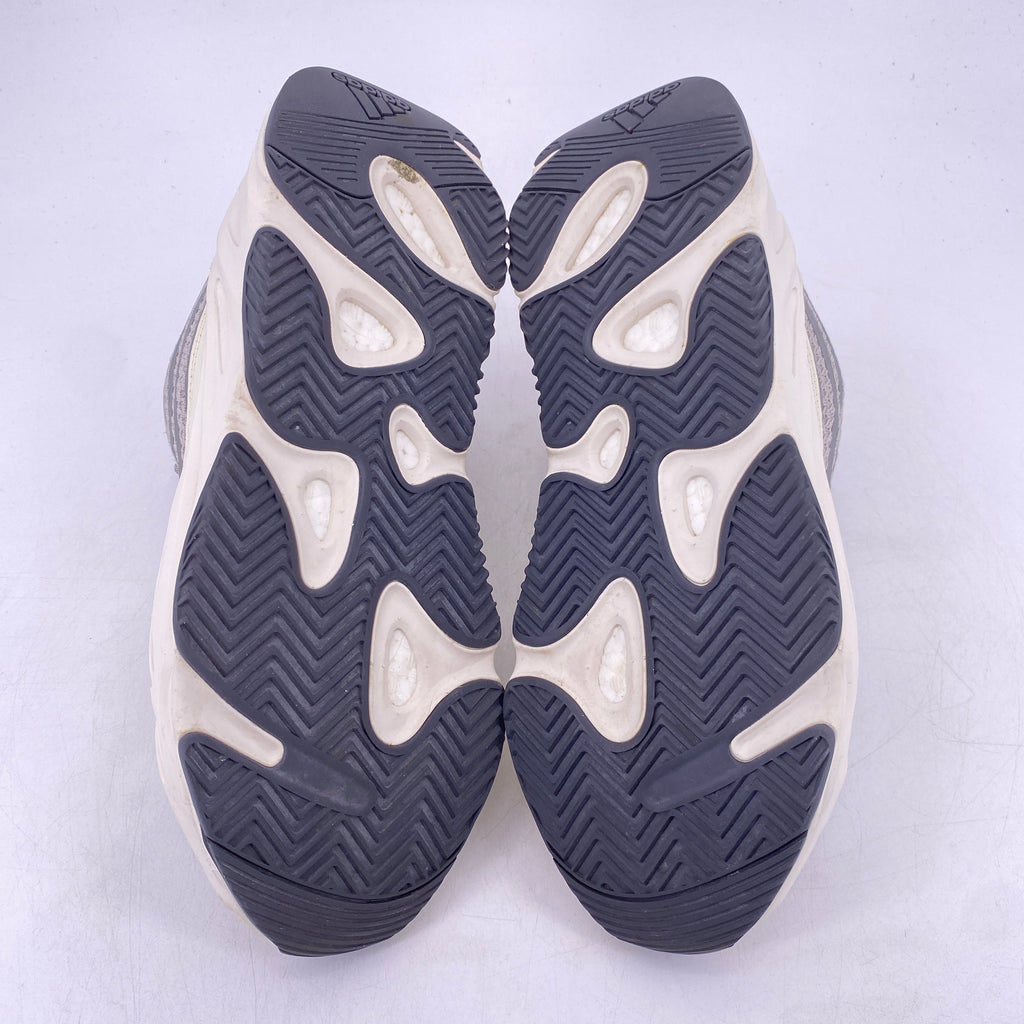 Yeezy 700 v2 "Static" 2018 Used Size 13.5