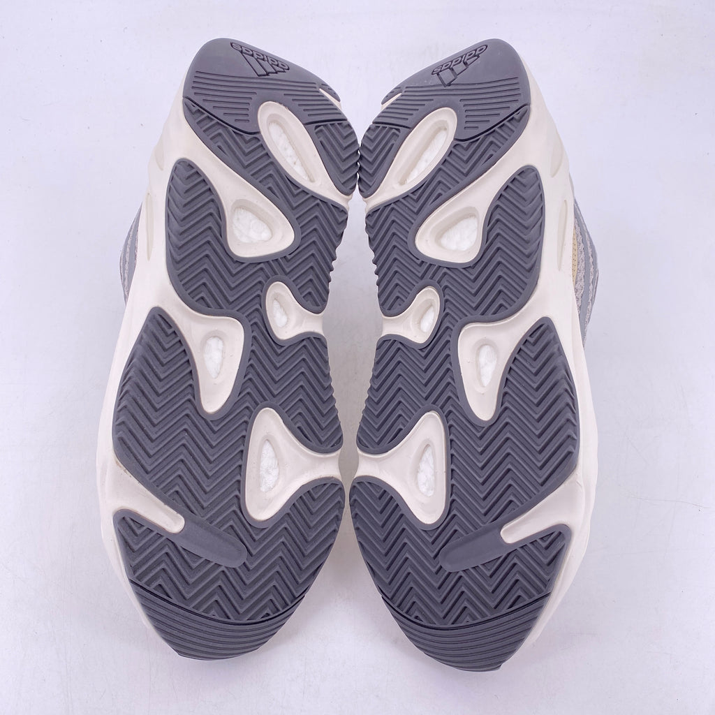 Yeezy 700 v2 "Cream" 2021 New Size 12