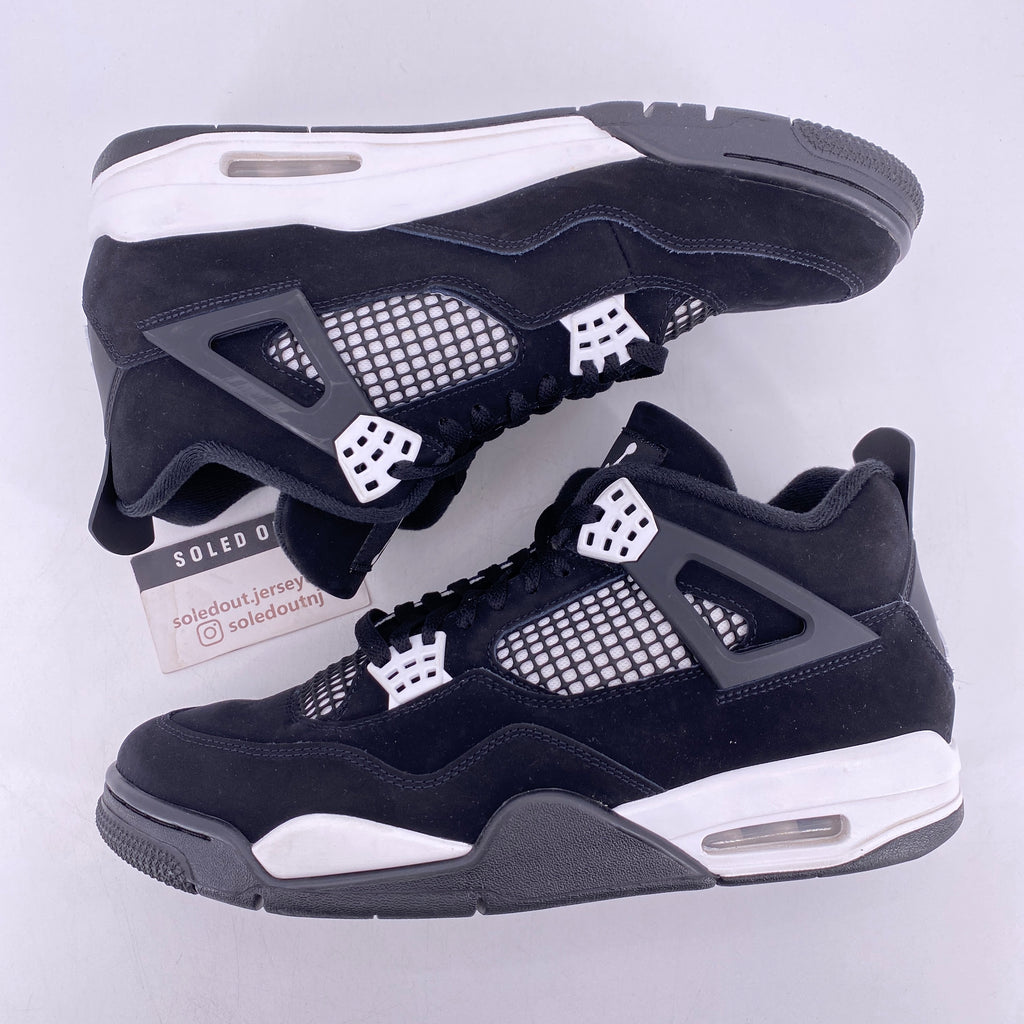 Air Jordan 4 Retro "White Thunder" 2024 Used Size 11.5