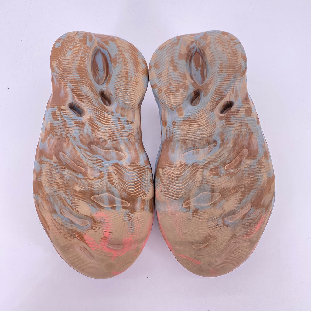 Yeezy Foam RNNR "Mx Sand Grey" 2021 Used Size 8