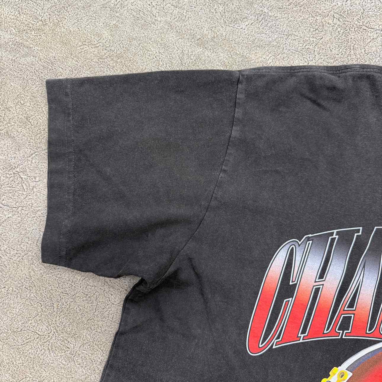 Kith T-Shirt &quot;KITH &amp; KIN CHAMPIONS&quot; Black Used Size L