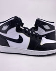 Air Jordan (GS) 1 Retro High OG "Black White" 2014 Used Size 7Y