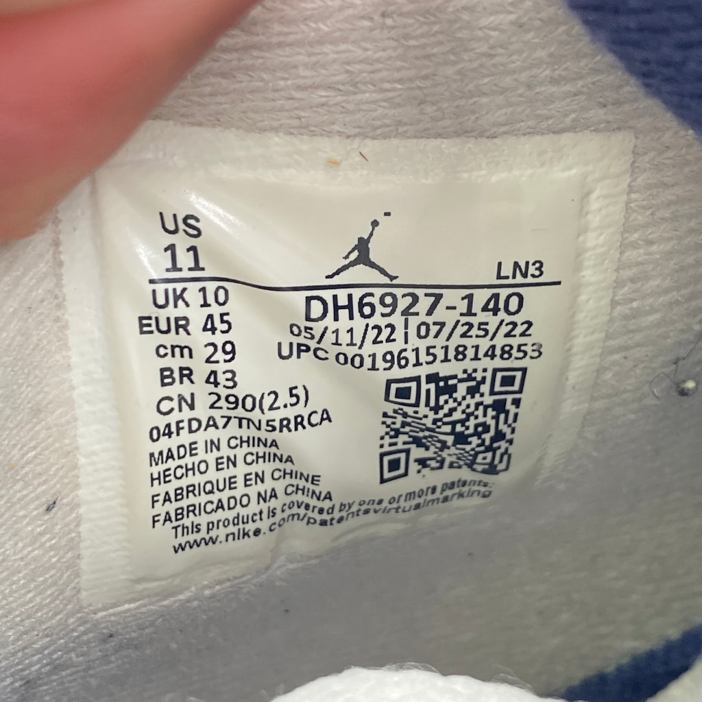 Air Jordan 4 Retro "Midnight Navy" 2022 Used Size 11