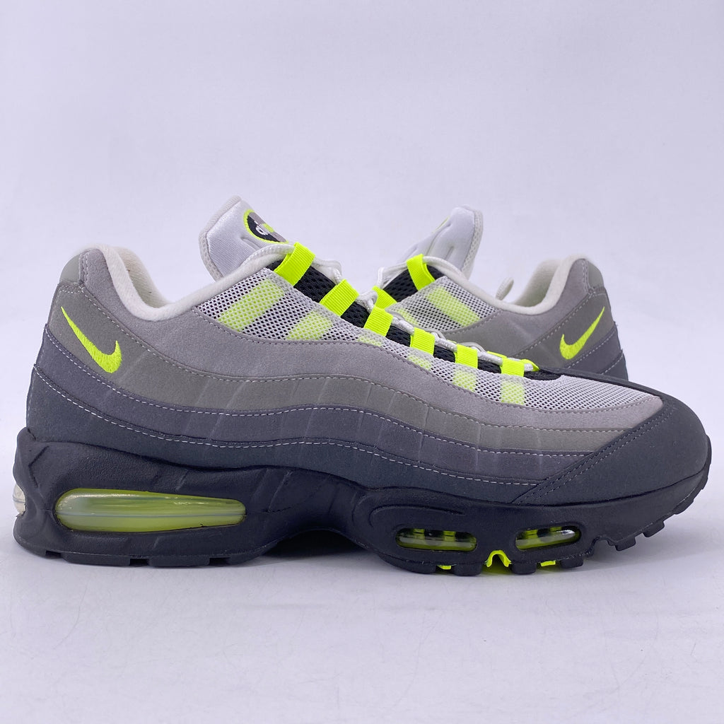 Nike Air Max 95 "Neon" 2025 Used Size 13