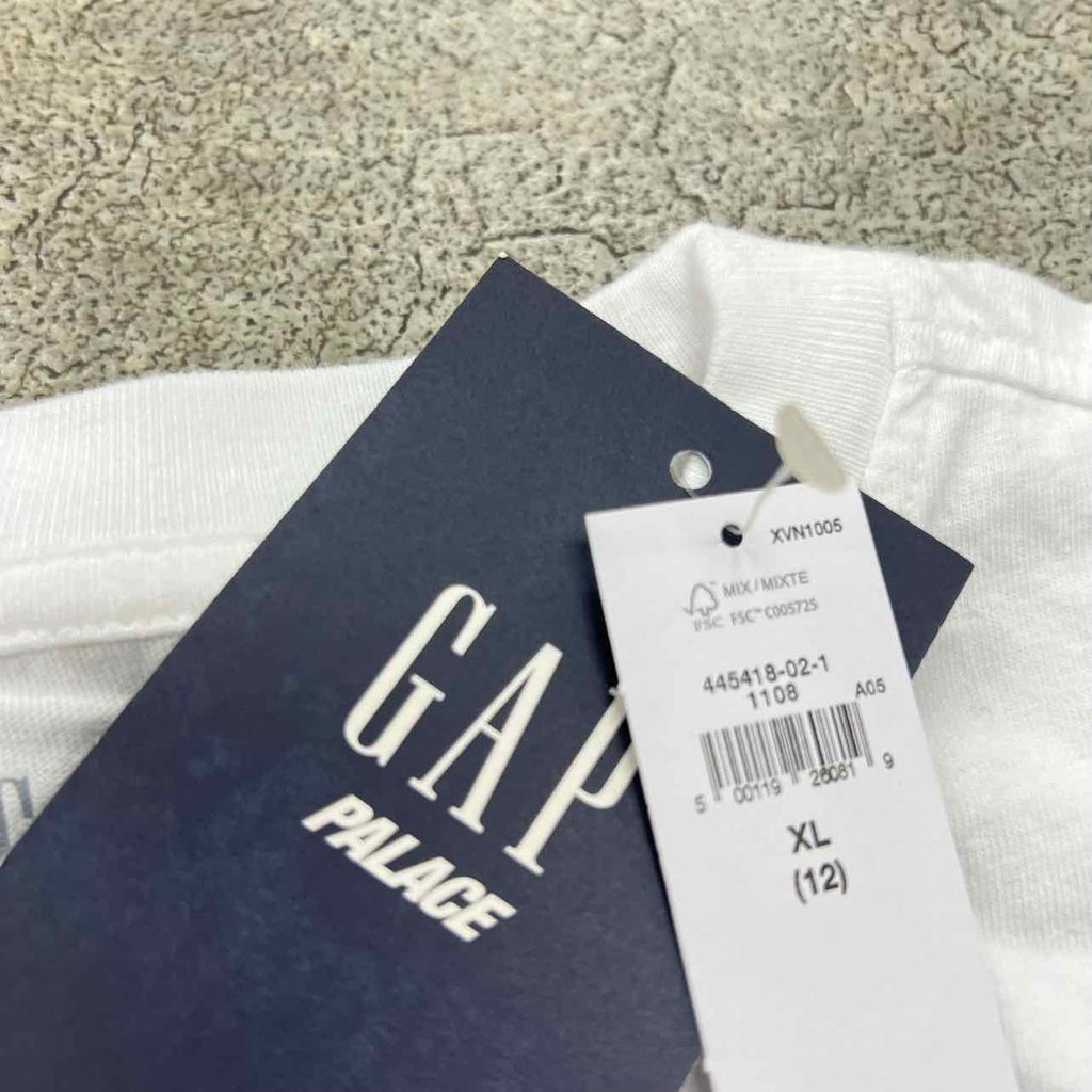 GAP T-Shirt "GAP X PALACE" White New Size XL (KIDS)