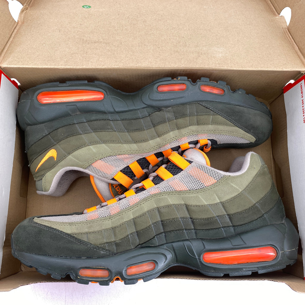 Nike Air Max 95 "Neutral Olive" 2018 Used Size 13