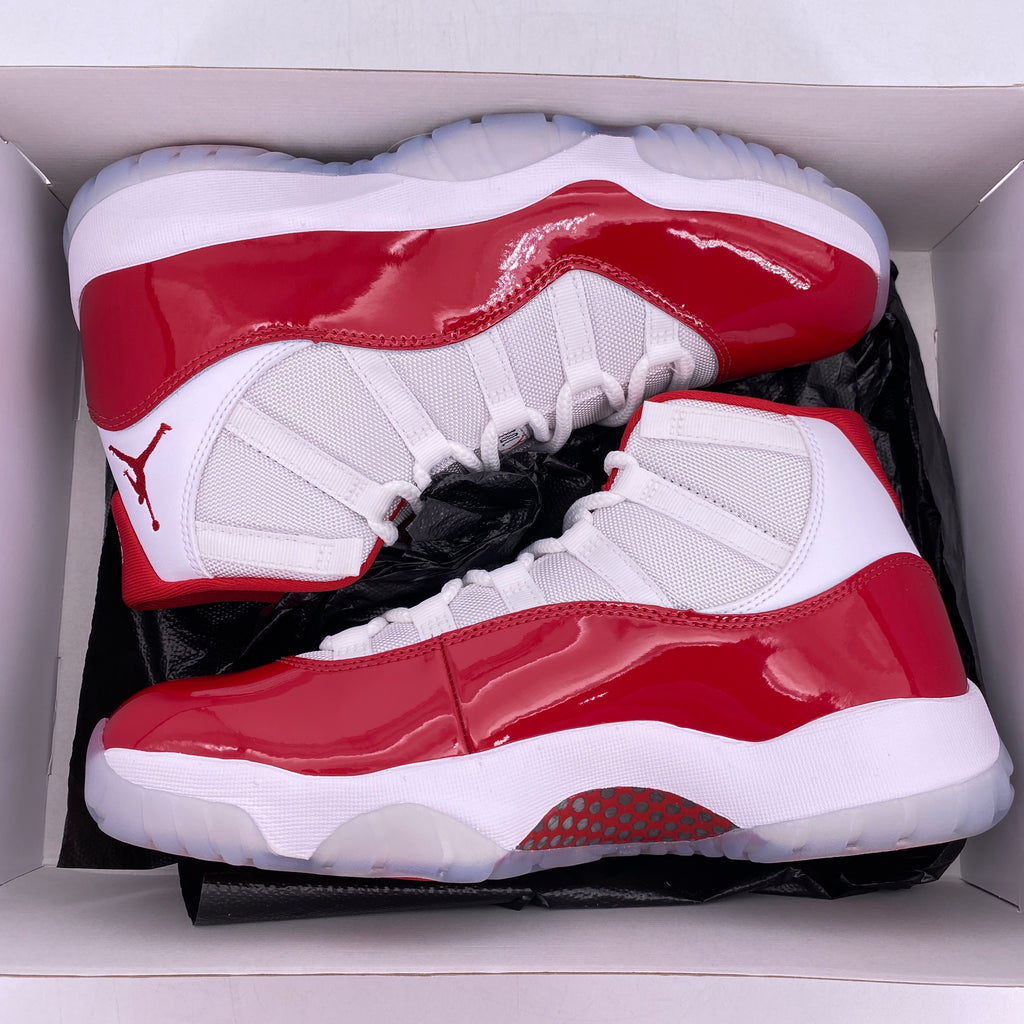 Air Jordan 11 Retro "Cherry" 2022 New Size 9.5