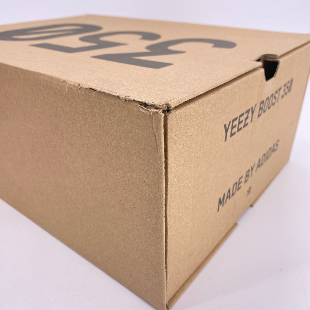 Yeezy 350 v2 "Bred" 2017 Used Size 8