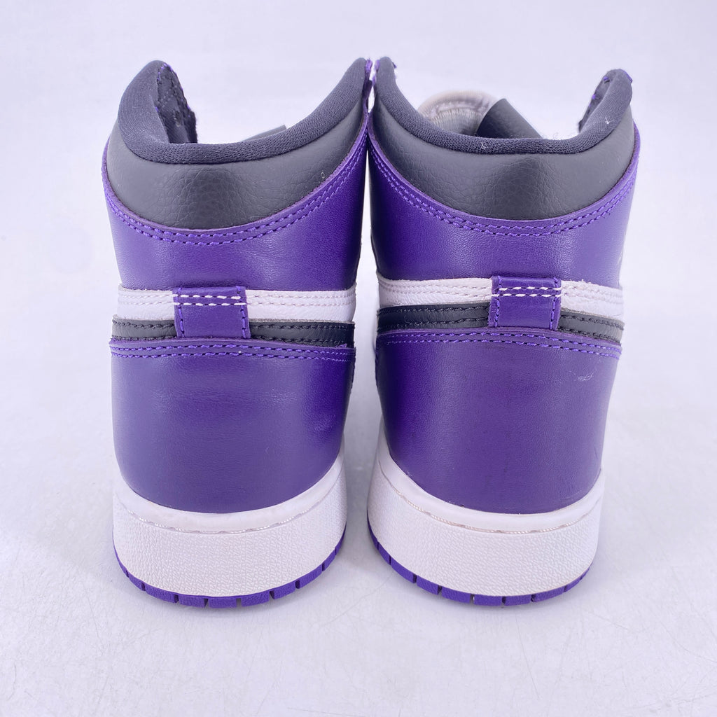 Air Jordan (GS) 1 Retro High "Court Purple" 2020 Used Size 6.5Y
