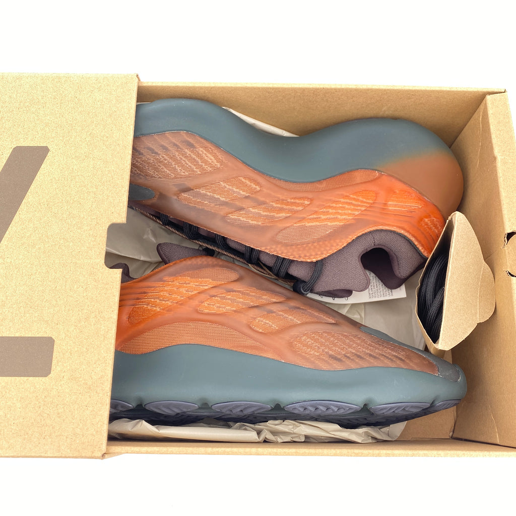 Yeezy 700 v3 "Copper Fade" 2021 New Size 11