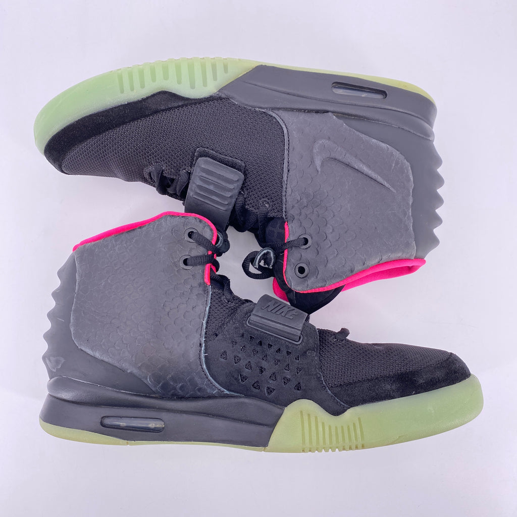 Nike Air Yeezy 2 NRG "Solar Red" 2012 Used Size 10.5
