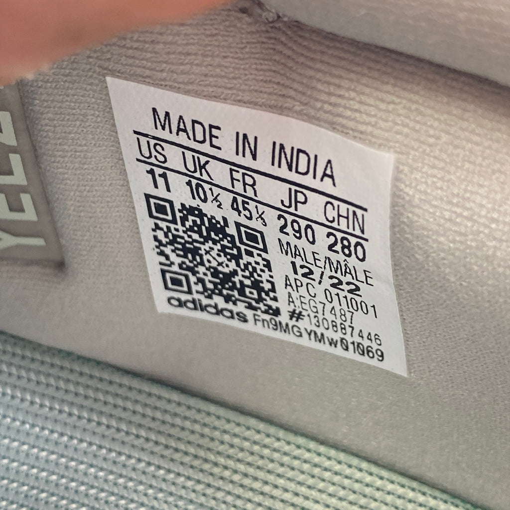 Yeezy 700 "Salt" 2019 New Size 11