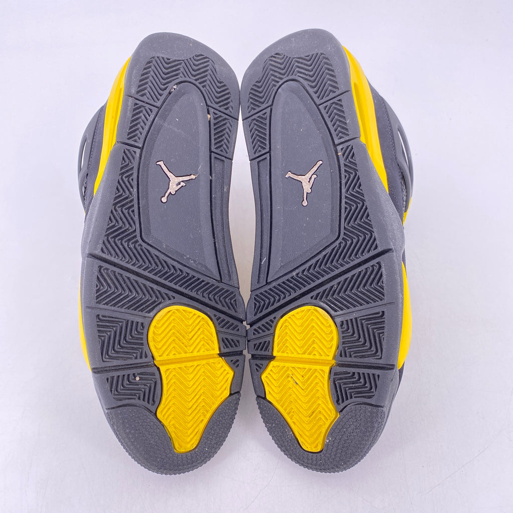 Air Jordan 4 Retro "Thunder" 2023 Used Size 10
