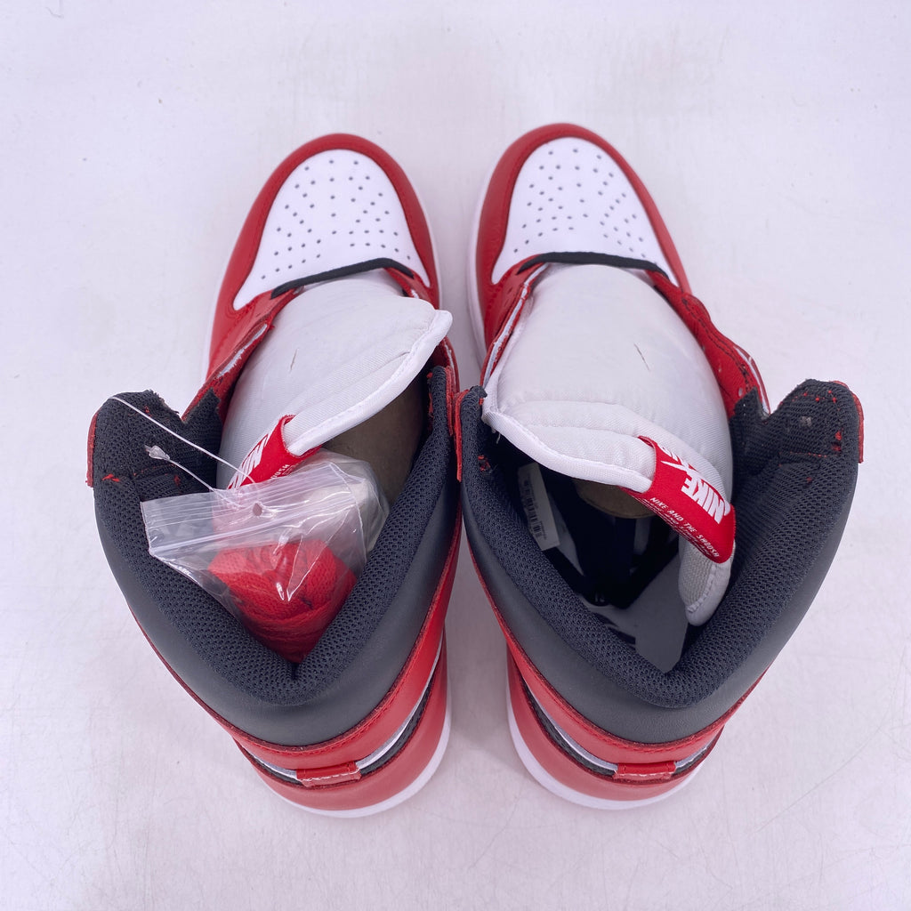 Air Jordan 1 Retro High OG "Chicago" 2015 New Size 13