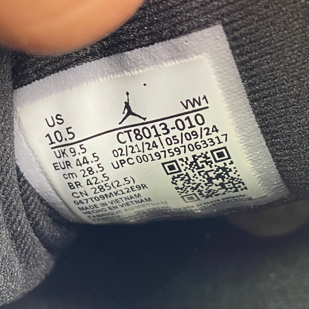 Air Jordan 12 Retro "Barons" 2024 Used Size 10.5