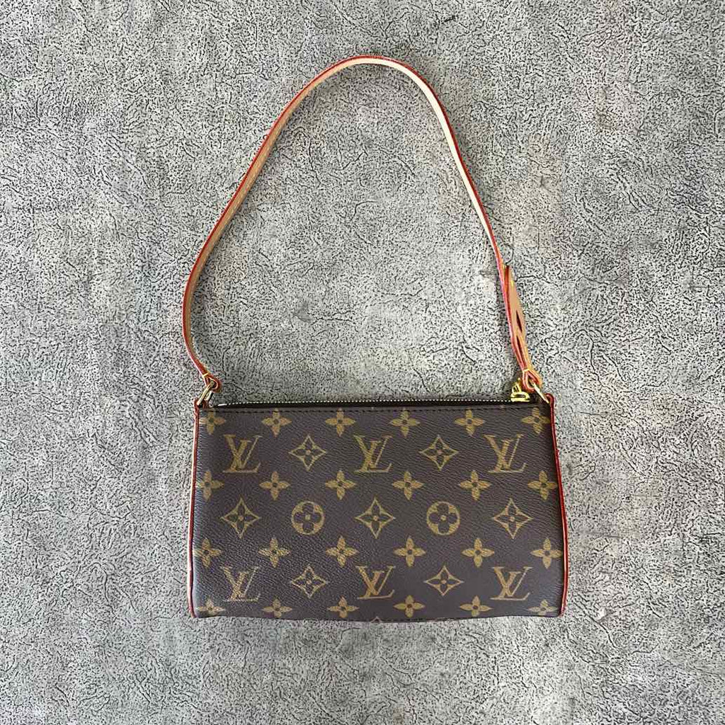 Louis Vuitton Shoulder Bag "POCHETTE TIRETTE" Used Brown