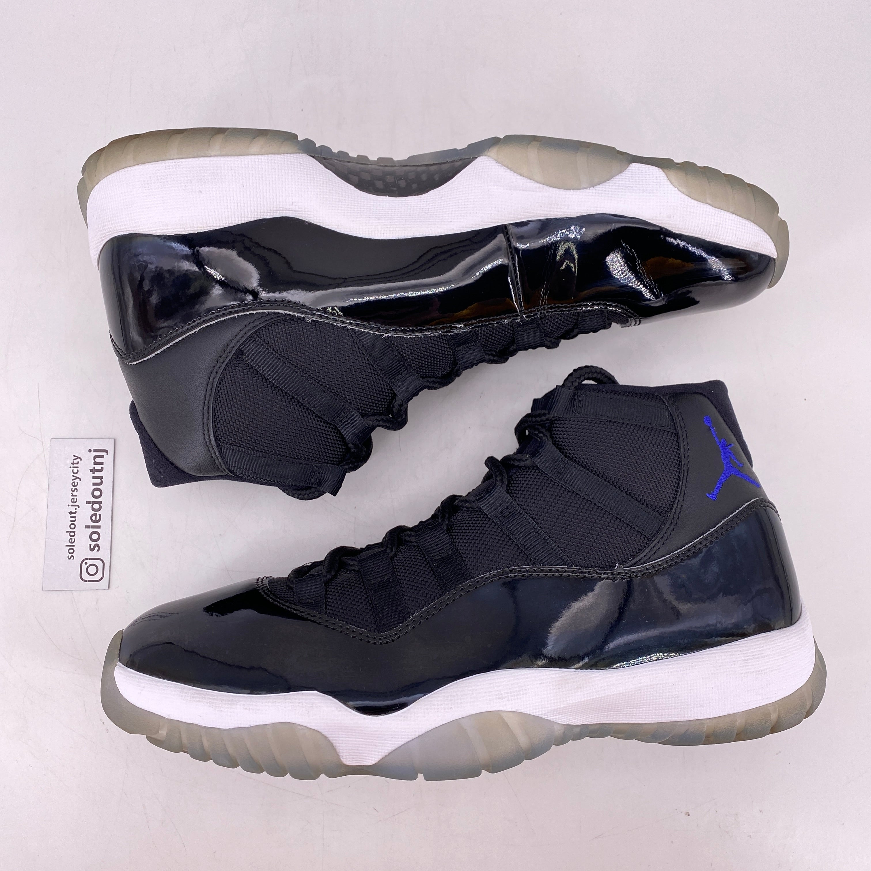 Jordan 11 space jam size 9.5 best sale