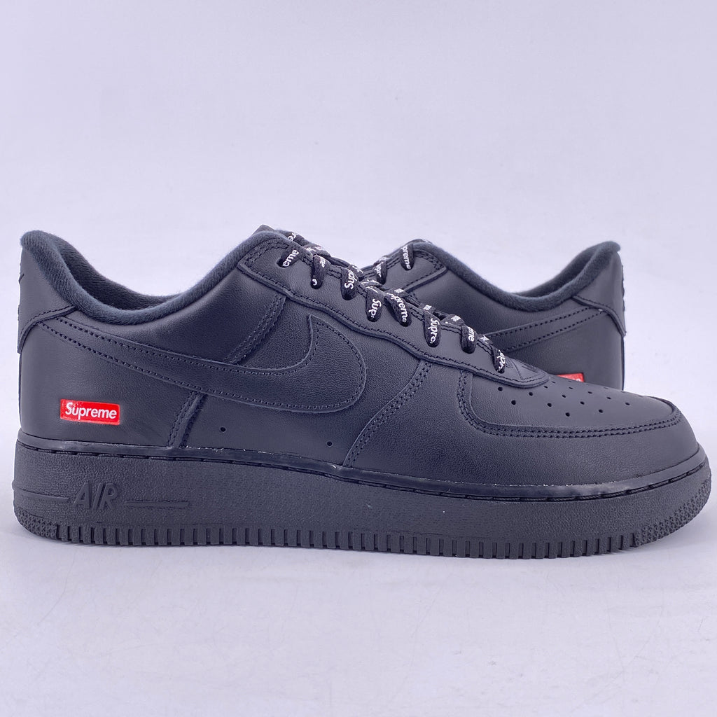Nike Air Force 1 Low "Supreme Black"  New Size 10