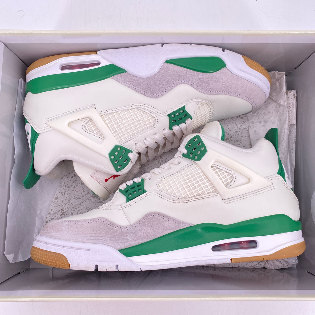 Air Jordan 4 Retro "Pine Green" 2023 Used Size 9.5