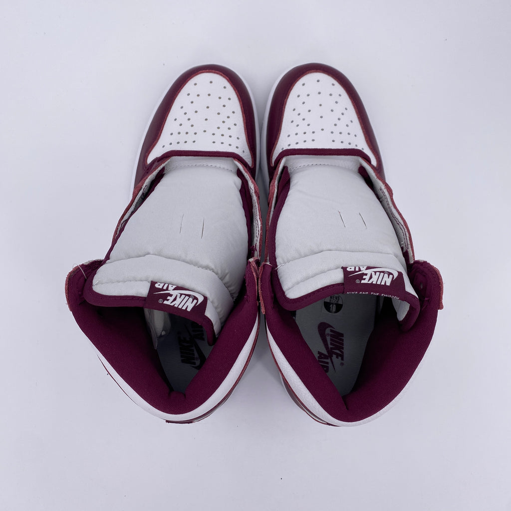 Air Jordan 1 Retro High OG "Bordeaux" 2021 New Size 10
