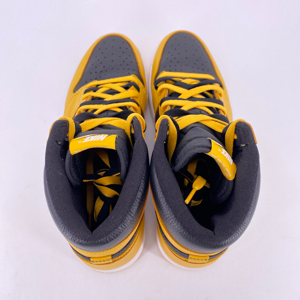 Air Jordan 1 Retro High OG "Pollen" 2021 Used Size 12.5