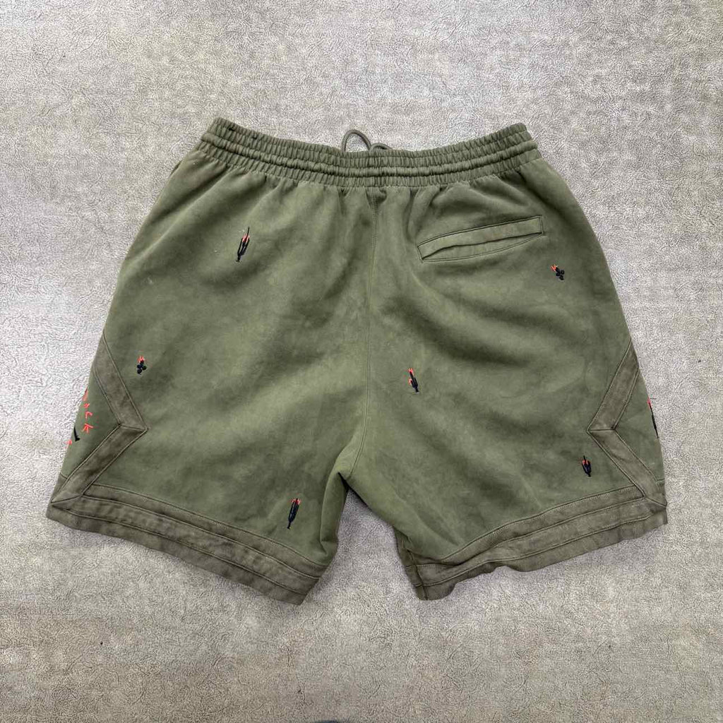 Travis Scott Shorts "JORDAN" Olive Used Size XL