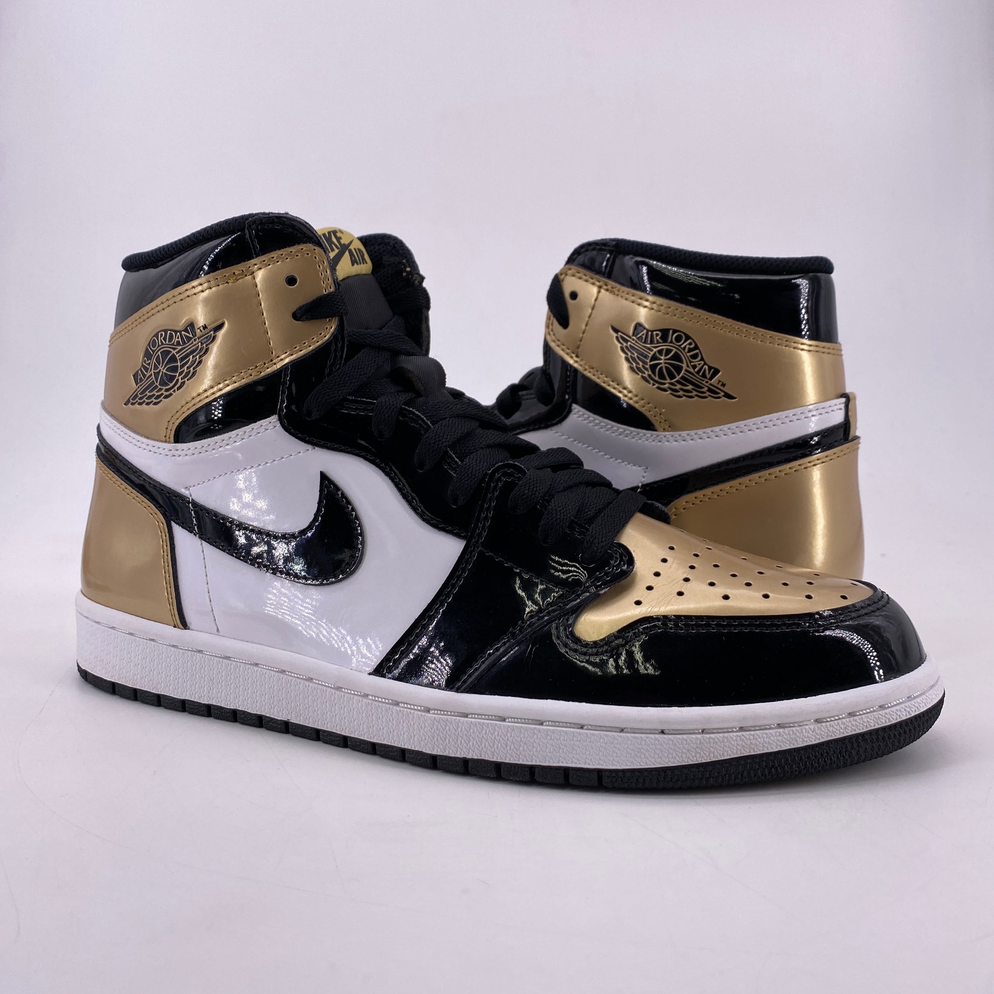 Air Jordan 1 Retro High OG &quot;Gold Toe&quot; 2017 Used Size 11