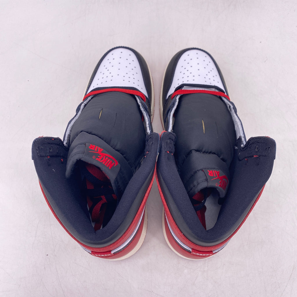 Air Jordan (GS) 1 Retro High OG "Black Toe Reimagined" 2025 New Size 6.5Y