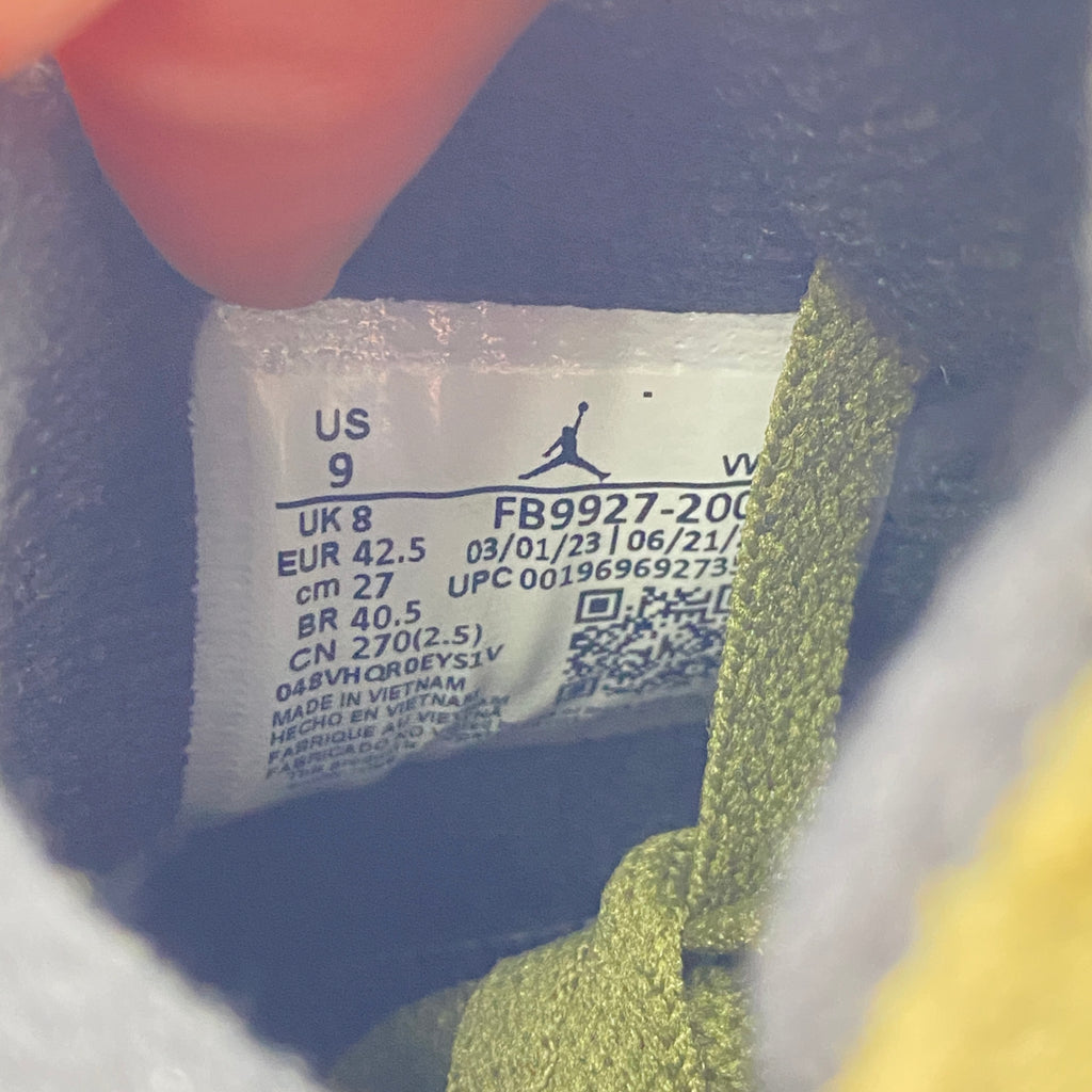 Air Jordan 4 Retro "Medium Olive" 2023 New Size 9