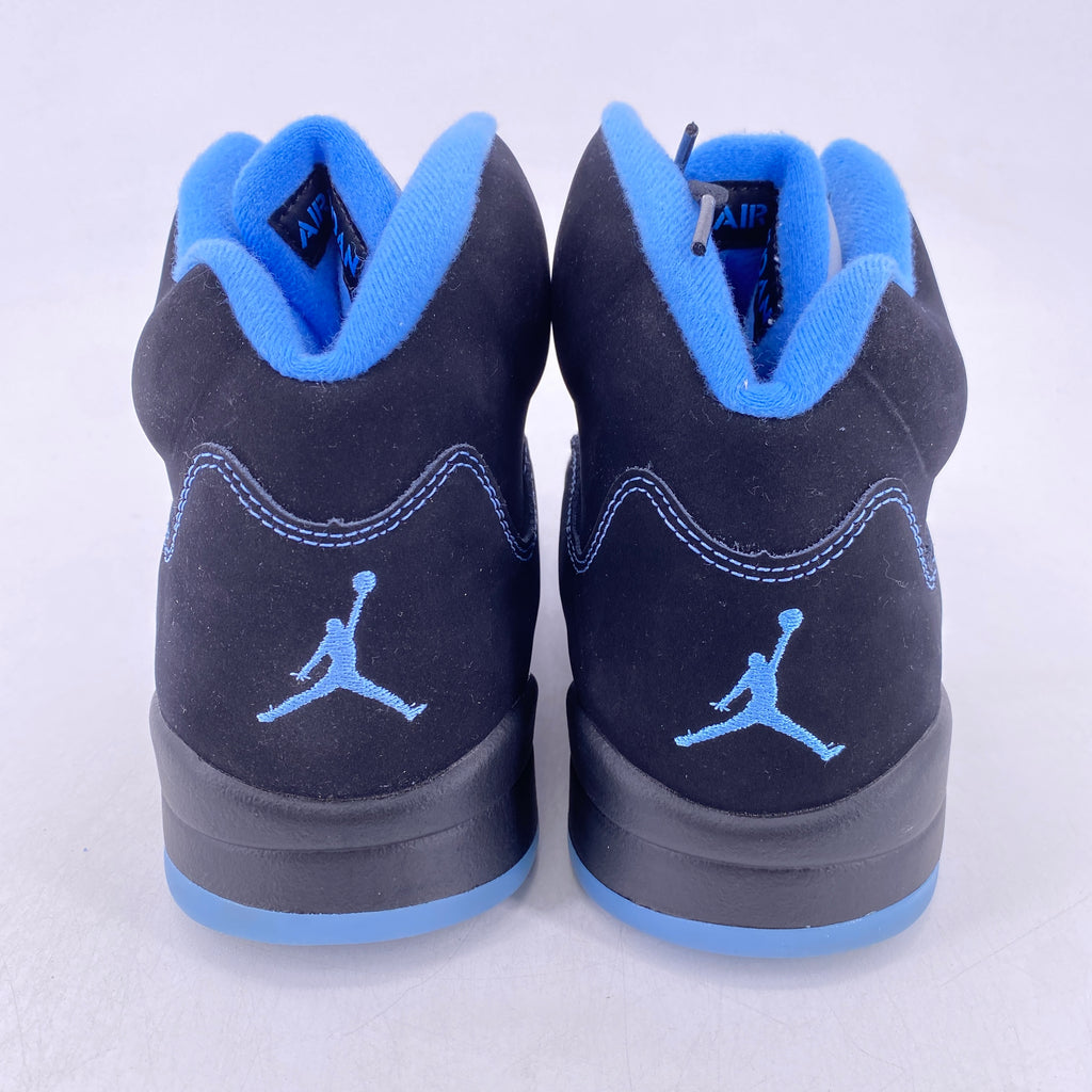 Air Jordan 5 Retro "Black University Blue" 2026 Used Size 11