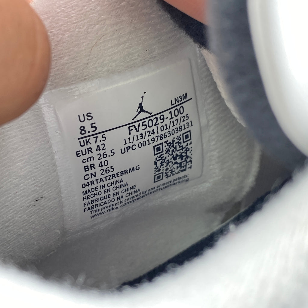 Air Jordan 4 Retro "White Cement" 2025 Used Size 8.5