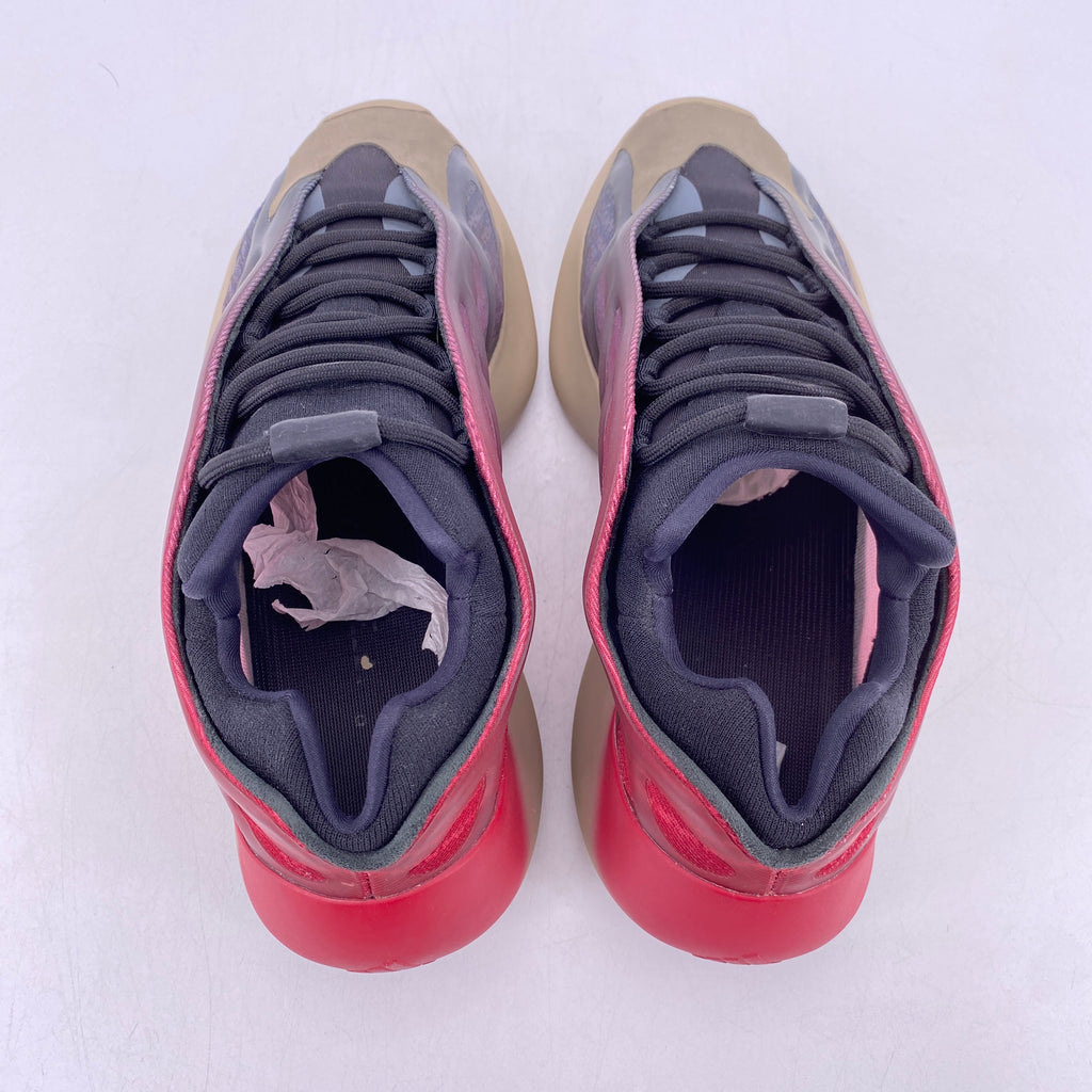 Yeezy 700 v3 "Fade Carbon" 2022 Used Size 10