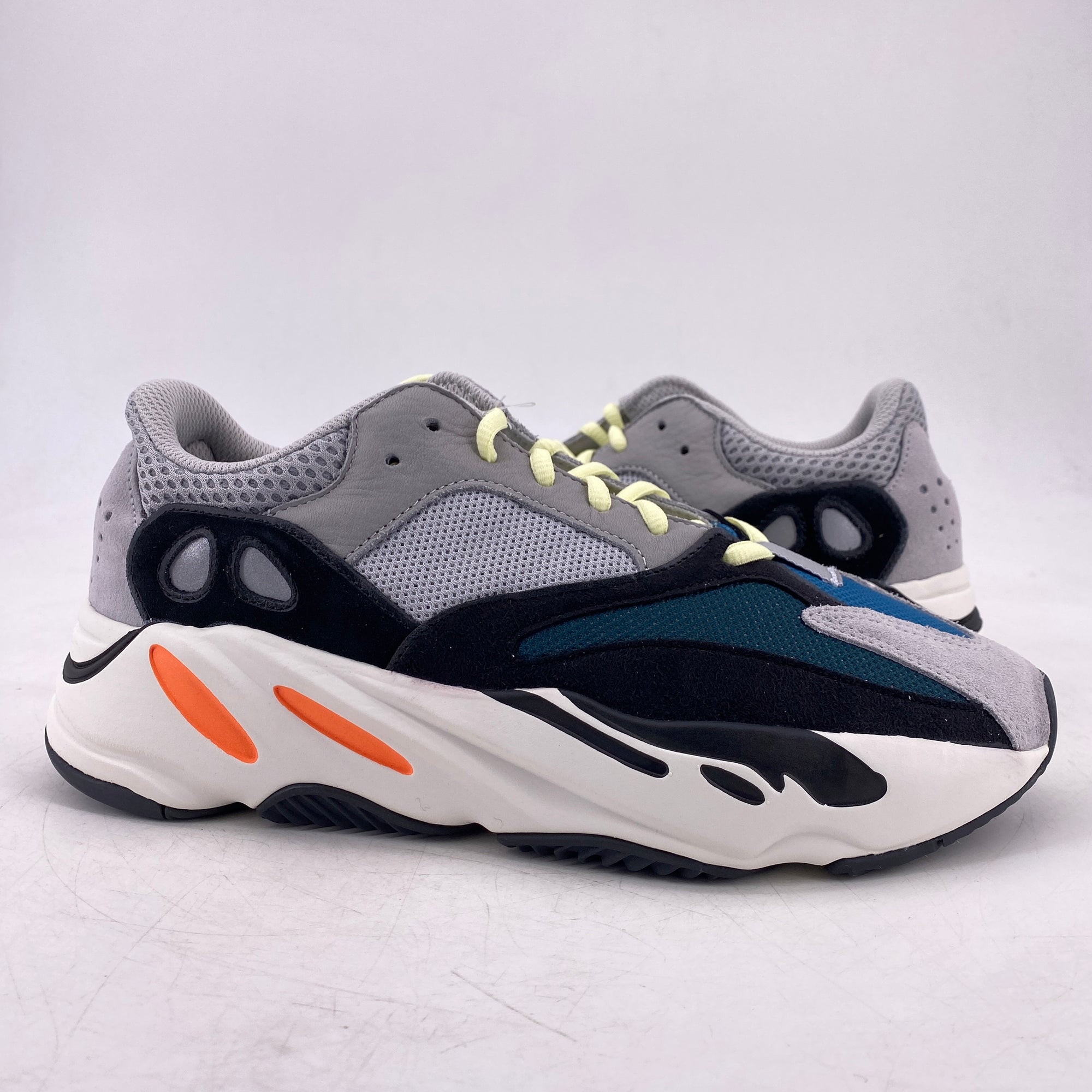 Yeezy 700 &quot;Waverunner&quot; 2018 New Size 8.5