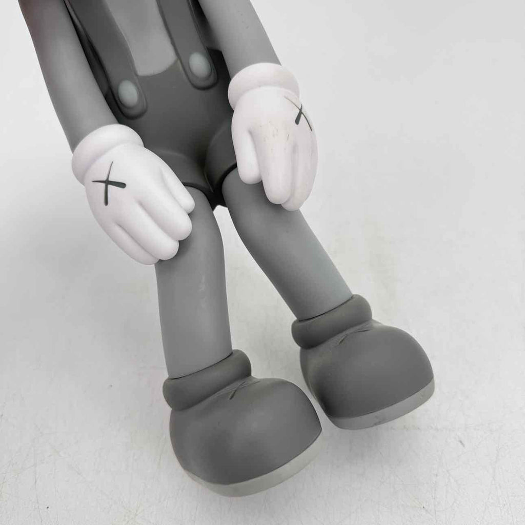 KAWS Figure "SMALL LIE" Used Grey Size OS