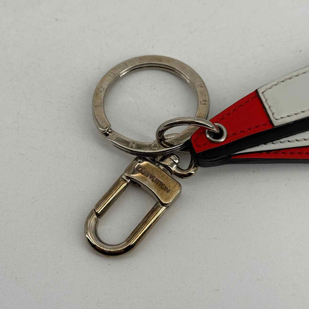 Louis Vuitton Keychain "BOAT" Used Red
