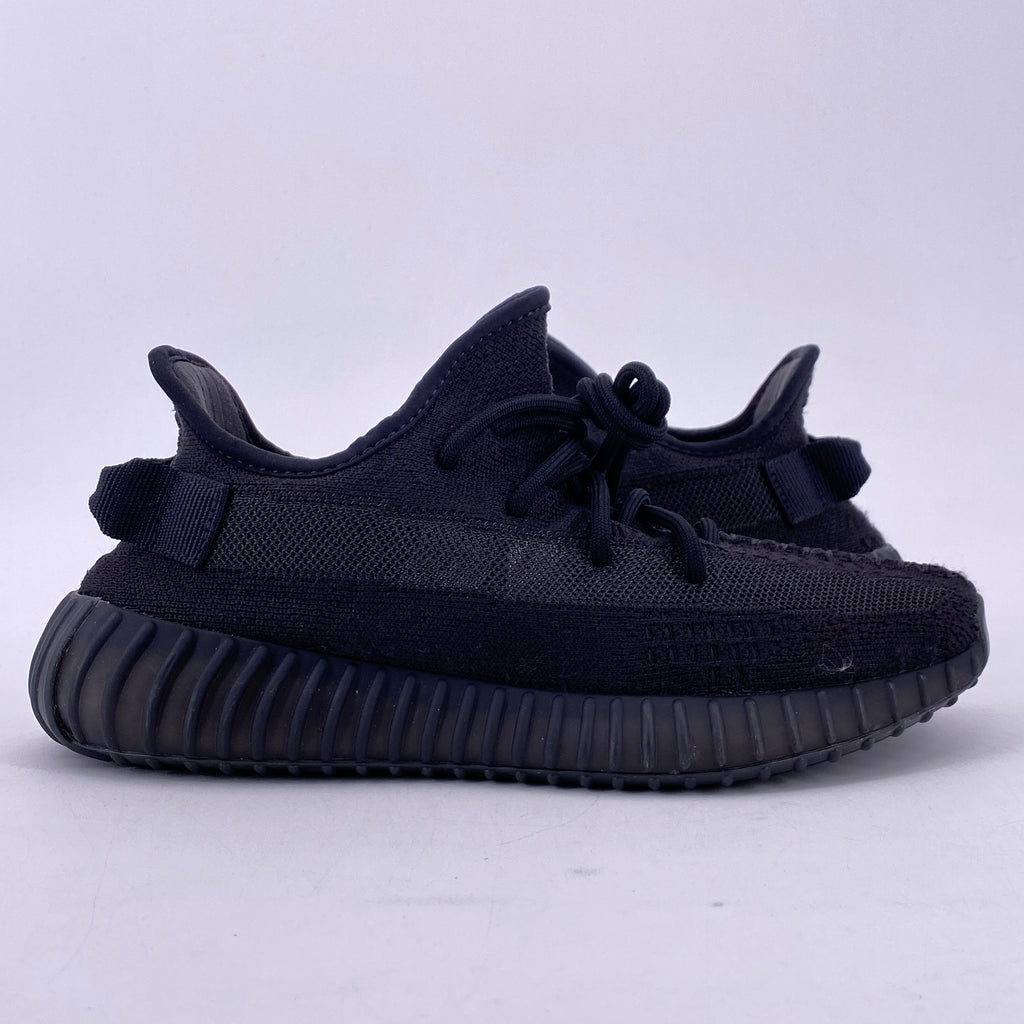 Yeezy 350 v2 "Onyx" 2022 Used Size 7