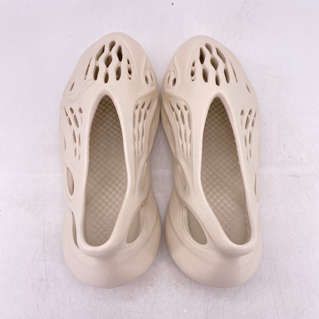 Yeezy Foam RNNR "Sand" 2021 Used Size 12