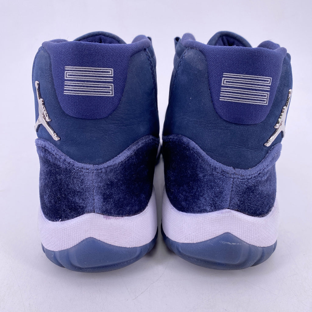 Air Jordan (W) 11 Retro "Midnight Navy" 2022 Used Size 8.5W