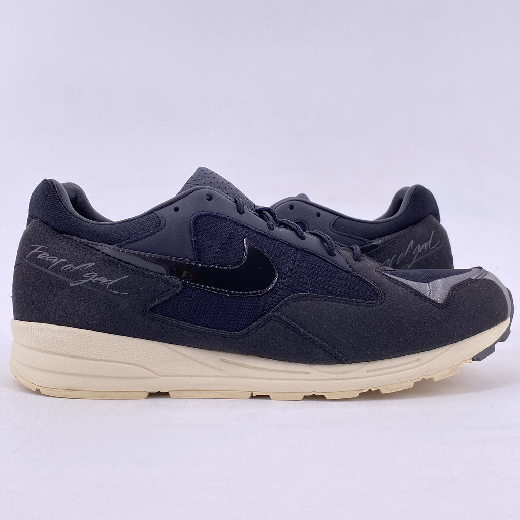 Nike Air Skylon II / FOG "Fog Black" 2018 Used Size 11.5