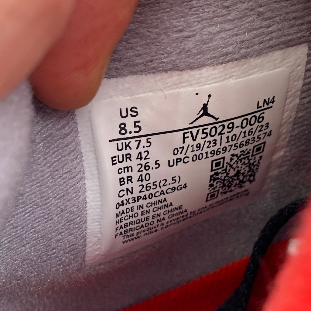 Air Jordan 4 Retro "Bred Reimagined" 2024 New Size 8.5
