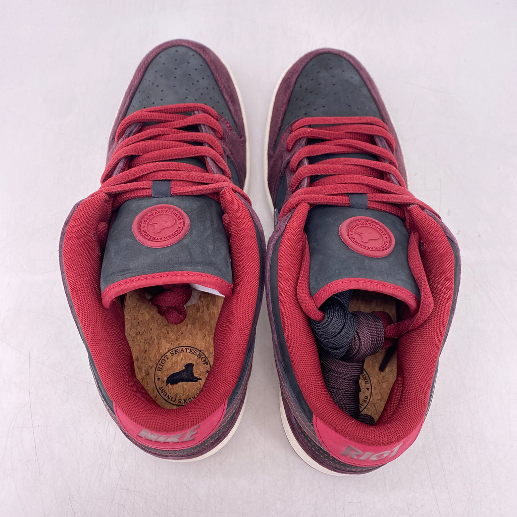 Nike SB Dunk Low "Riot Skateshop" 2025 New Size 9.5