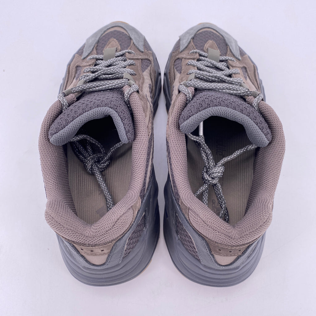 Yeezy 700 v2 "Geode" 2019 Used Size 8.5