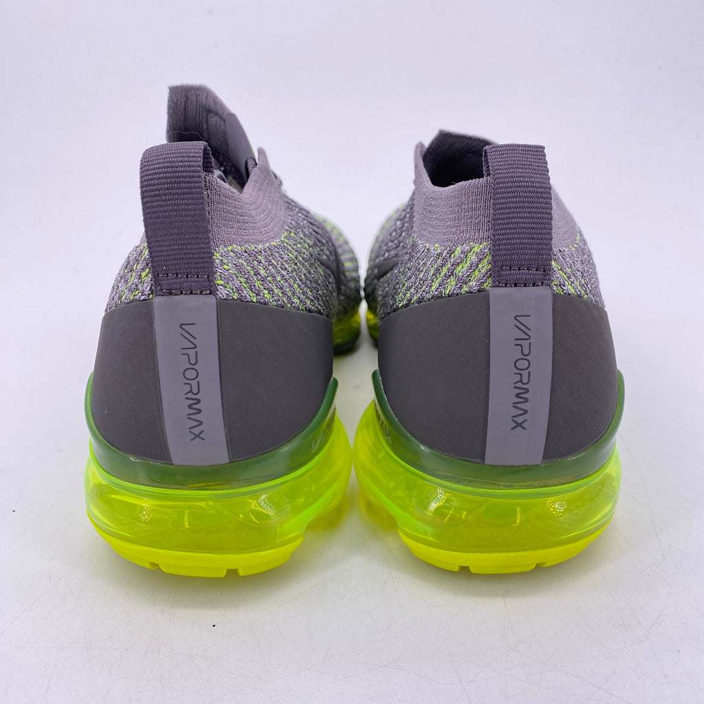 Nike Air Vapormax Flyknit "Gunsmoke Volt" 2019 Used Size 9.5